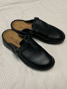 Naot leather clogs Aster black womens 8 EU 39 narrow width